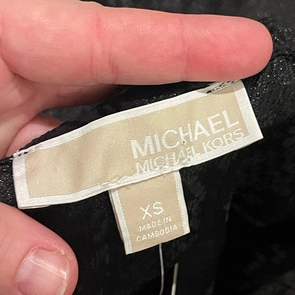 Michael Michael Kors NWT black snakeskin handkerchief hem jacquard to blouse - Picture 3 of 9